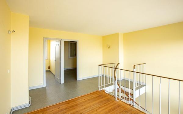 Appartement à vendre    2 pièces • 60 m2 Royan