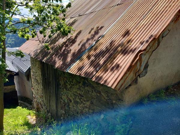 Grange-étable classé en zone urbaine (RNU) constructible