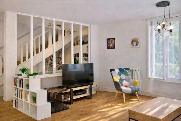 Maison de ville à vendre 5 pièces VICHY (03), garage  25 m2 et annexes - Quartier résidentiel  calme tant pour une résidence principale qu'un investissement