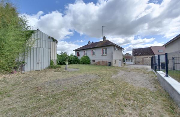 Maison familiale avec fort potentiel et grand jardin