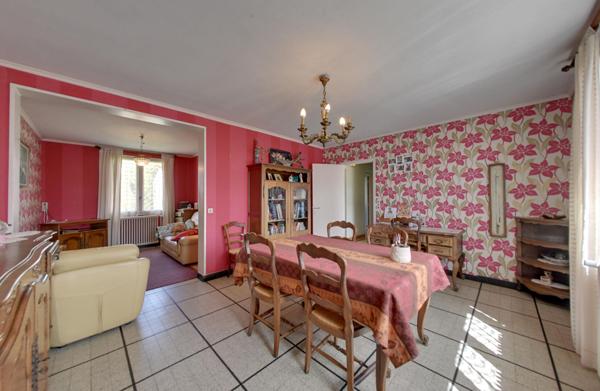 Maison familiale avec fort potentiel et grand jardin