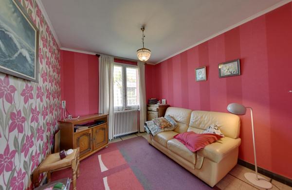 Maison familiale avec fort potentiel et grand jardin