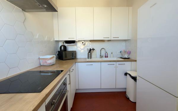 Appartement à vendre    3 pièces • 72 m2 Neuilly-Plaisance
