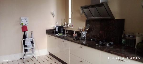 MAISON HAUSSMANNIENE A VENDRE