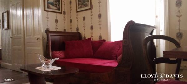 MAISON HAUSSMANNIENE A VENDRE