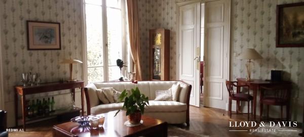 MAISON HAUSSMANNIENE A VENDRE