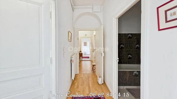 Appartement bourgeois 1890 – Élégance & art de vivre au cœur de Royat (63)