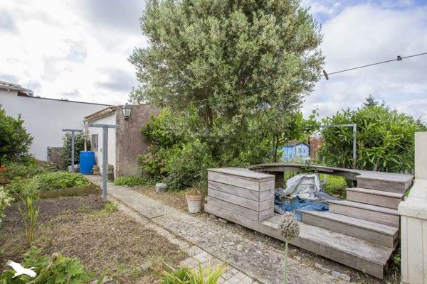 Maison à vendre |  Rochefort |  4 pièces | 104 m²