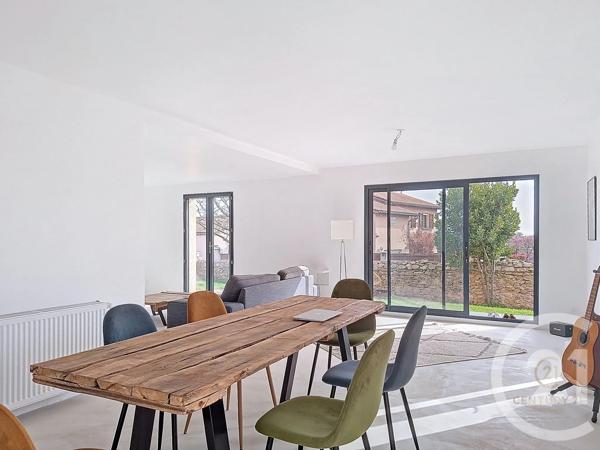 Maison à vendre  5 pièces - 146,66 m 2   SOUCIEU EN JARREST  - 69