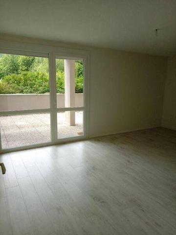 Appartement 4 pièces                                        - 38120 Saint-Égrève Réf : 5375