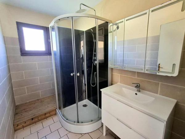 Maison familiale au calme à Saint André-de-Cubzac (33240) et proche de toutes commodités