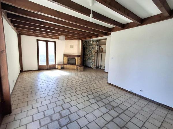 Maison familiale au calme à Saint André-de-Cubzac (33240) et proche de toutes commodités
