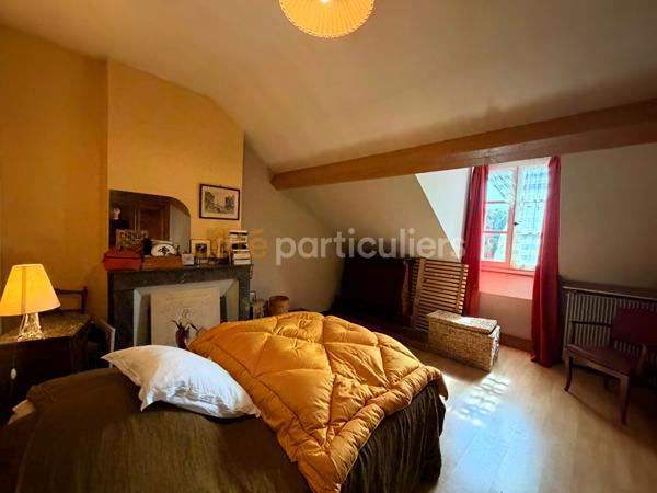 Vente
                Maison180 m² - 7 Pièces -
                    POCE SUR CISSE (37530)