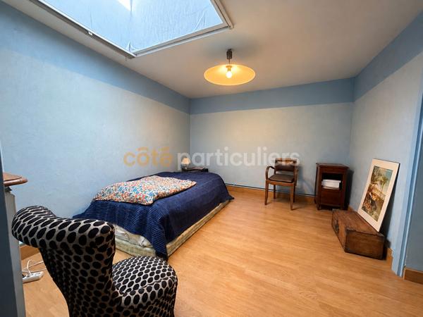 Vente
                Maison180 m² - 7 Pièces -
                    POCE SUR CISSE (37530)