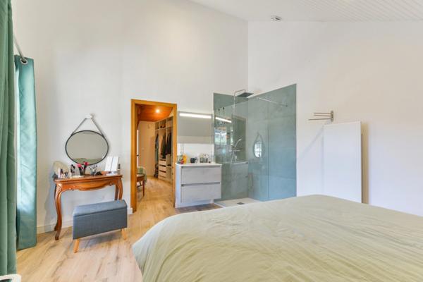 LA TURBALLE 3 MINUTES A PIED DE LA PLAGE - MAISON PLAIN PIED 4 CHAMBRES - JARDIN CLOS