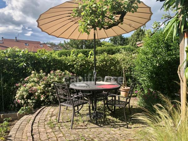 Appartement Duplex à vendre 3 pièces POUGNY (01) avec jardin privatif, balcons, cave, garage, parking