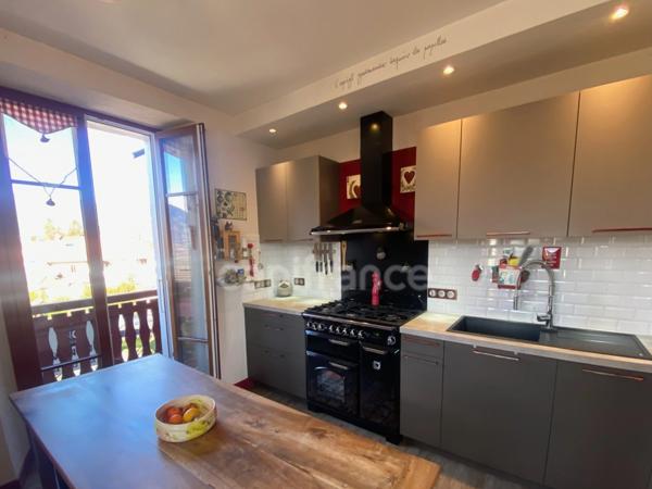 Appartement Duplex à vendre 3 pièces POUGNY (01) avec jardin privatif, balcons, cave, garage, parking