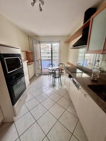 Appartement à SAINT-ETIENNE, 42100 - 4 pièces 92m²