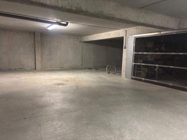 17200 ROYAN Parking / box PONTAILLAC12.5 m2