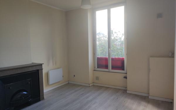Appartement à vendre    2 pièces • 36,85 m2 Saint-Fons