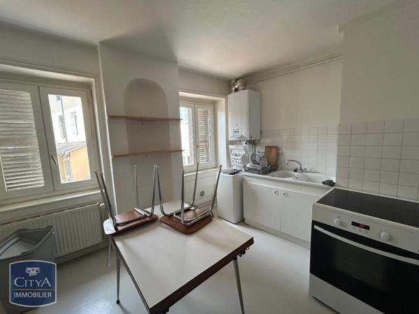 Appartement à louer 3 pièces 85.06m² Bourg-en-Bresse (01000)