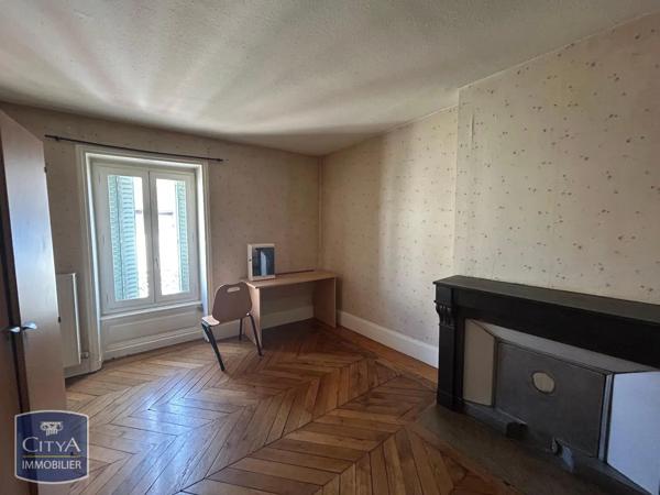 Appartement à louer 3 pièces 85.06m² Bourg-en-Bresse (01000)