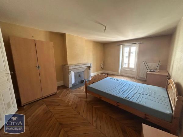 Appartement à louer 3 pièces 85.06m² Bourg-en-Bresse (01000)