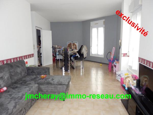 Appartement à LA FLECHE (72200)