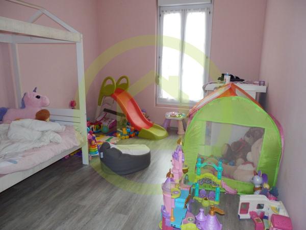 Appartement à LA FLECHE (72200)