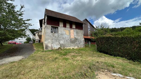 Maison rénovée + Grange