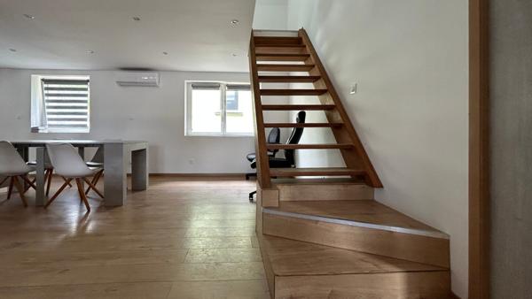 Maison rénovée + Grange