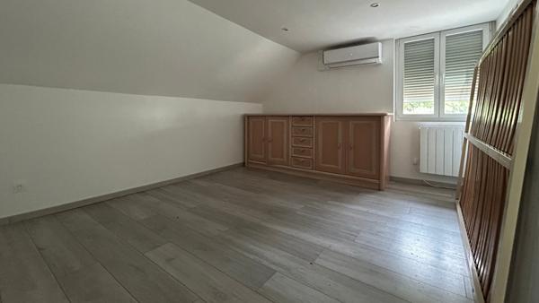 Maison rénovée + Grange