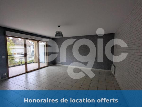 Location 4 Pieces 84 76240 Le Mesnil Esnard 25 1444 01 0210