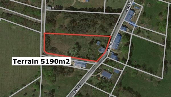 Boisredon (17150) TERRAIN DE PLUS DE 5000M2 PROCHE JONZAC