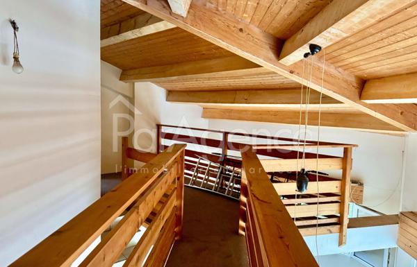 Maison familiale cadre boisé Proximité plages et centre