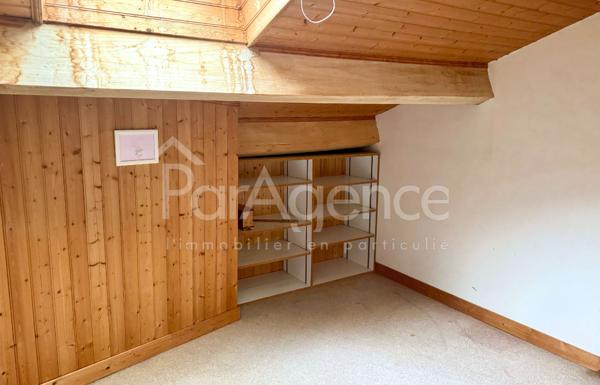 Maison familiale cadre boisé Proximité plages et centre