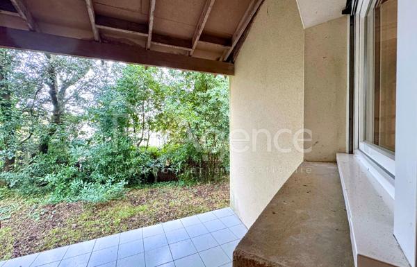 Maison familiale cadre boisé Proximité plages et centre