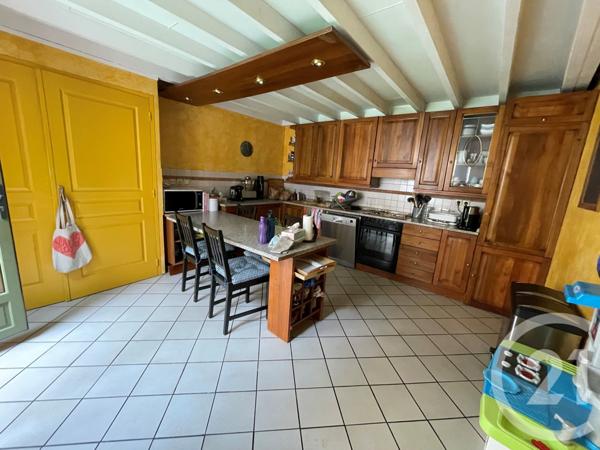 Appartement F7 à vendre  7 pièces - 217 m2 ST ETIENNE - 42