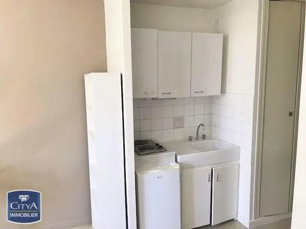 Appartement à louer 1 pièce 18.42m²