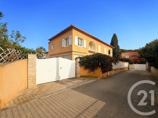 Maison à vendre  6 pièces - 312 m 2   LA CADIERE D AZUR  - 83