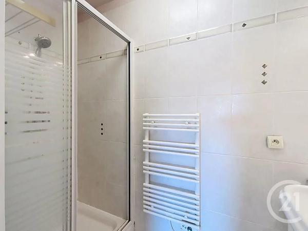 Appartement T3 à vendre  3 pièces - 79,70 m 2   FREJUS  - 83