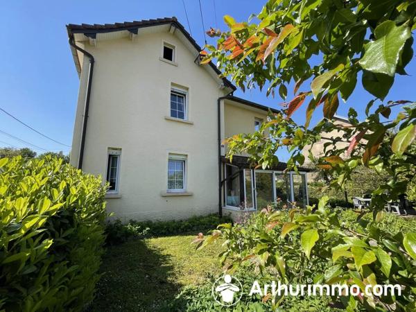 Vente Maison 8 pièces 105 m2 à Valentigney