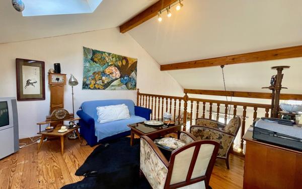 Maison à vendre    3 pièces • 142 m2 Viella