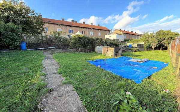 Maison à vendre    3 pièces •  Moyeuvre-Grande