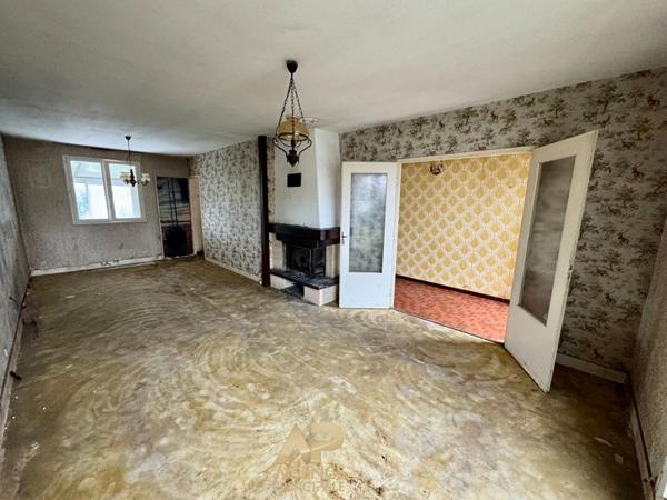Maison à rénover - Aytré - 4 pièces - 85 m2 €243 000 ** - Référence JH671