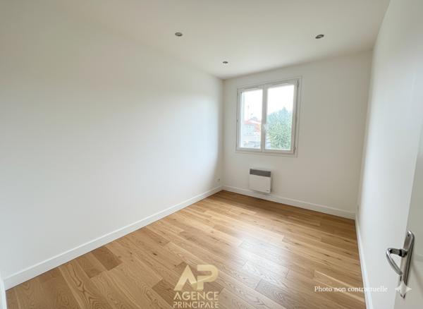 Maison à rénover - Aytré - 4 pièces - 85 m2 €243 000 ** - Référence JH671