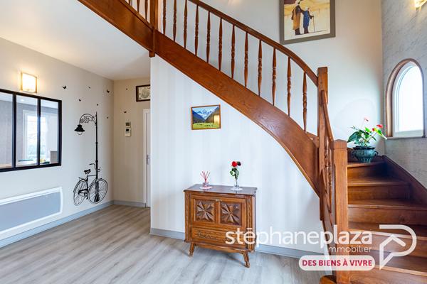 Maison 7 pièces 173.48 m2
