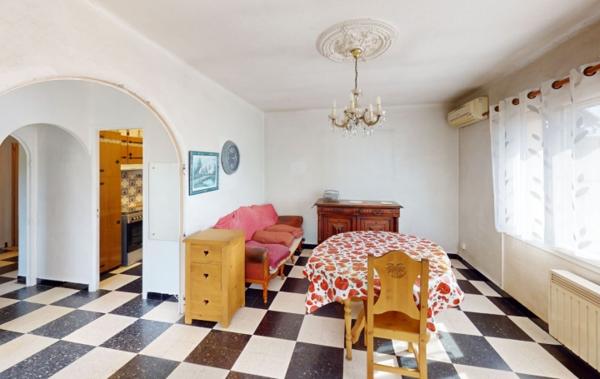Vente Maison beaux volumes à rafraichir à rénover Saint-thibery