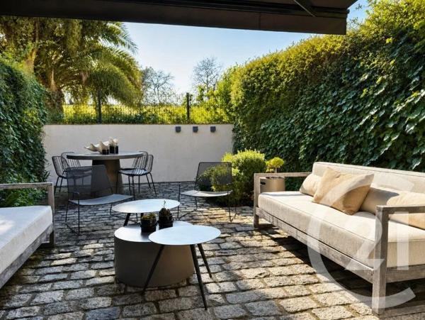 Maison à vendre  3 pièces - 85,32 m 2   ST TROPEZ  - 83