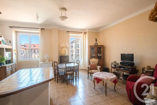 Appartement F3 à vendre  3 pièces - 64,41 m 2   NICE  - 06